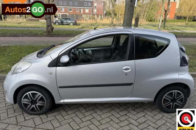 Citroën C1 (2010) thumbnail 2