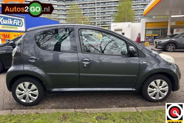 Citroën C1 (2010) thumbnail 4