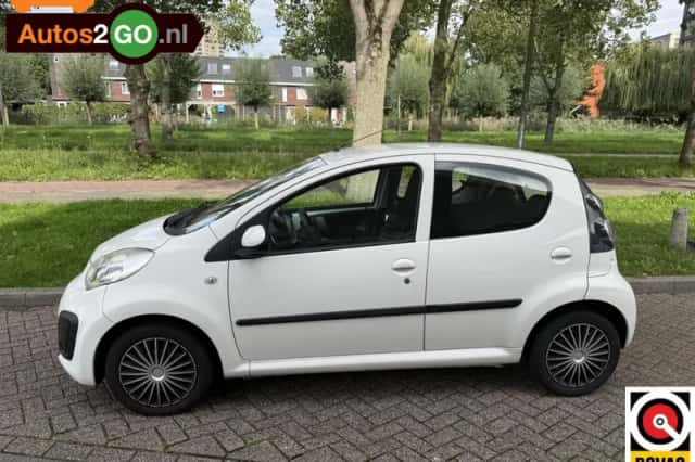 Citroën C1 (2014) thumbnail 2