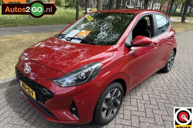 Hyundai i10 (2024) thumbnail 1