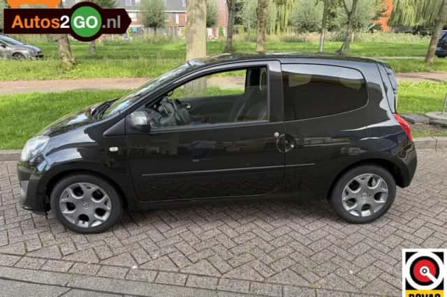 Renault Twingo (2011) thumbnail 2