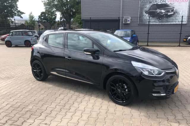 Renault Clio (2017) thumbnail 3