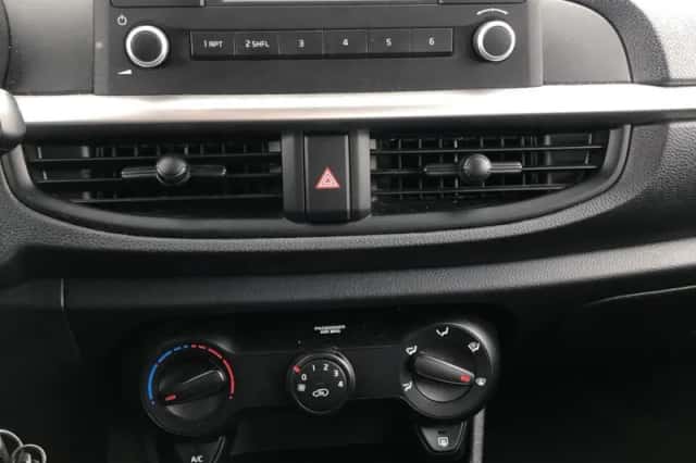 Kia Picanto (2019) thumbnail 6