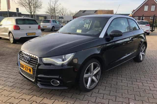 Audi A1 (2010) thumbnail 1