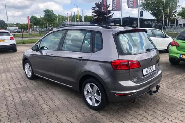 Volkswagen Golf Sportsvan (2014) thumbnail 5