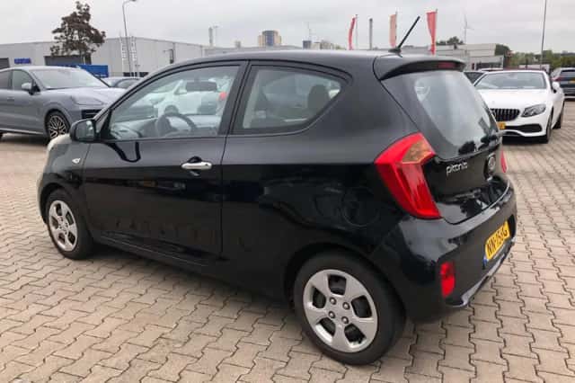 Kia Picanto (2012) thumbnail 5