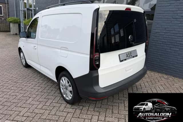 Volkswagen Caddy (2021) thumbnail 3