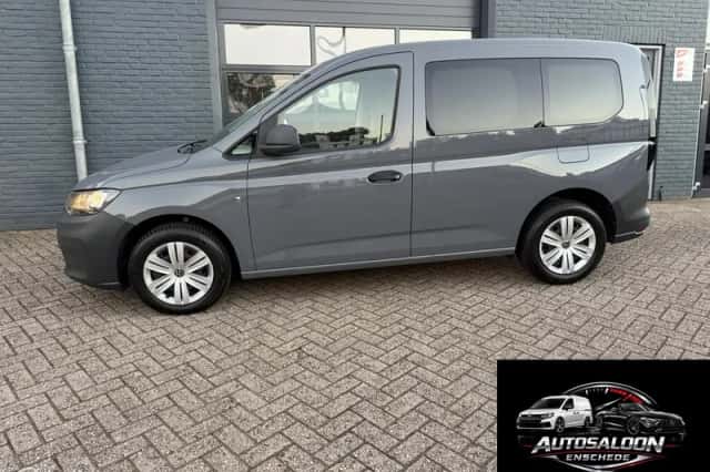 Volkswagen Caddy (2023) thumbnail 2