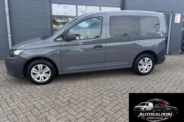 Volkswagen Caddy (2022) thumbnail 2