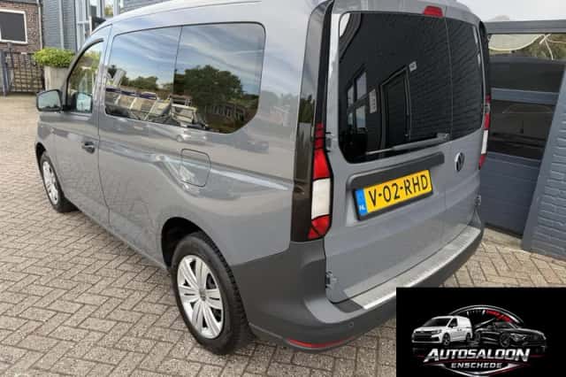 Volkswagen Caddy (2022) thumbnail 3