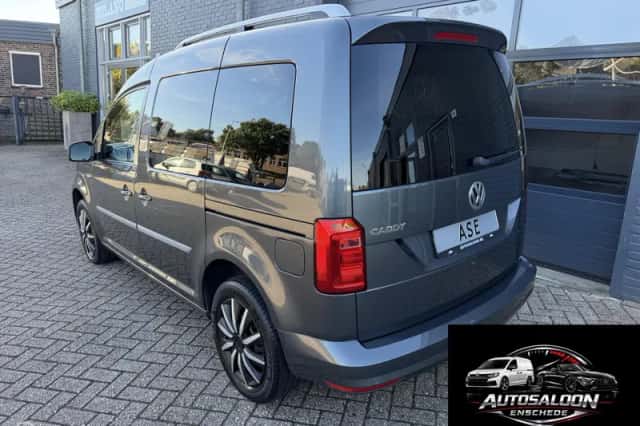 Volkswagen Caddy (2018) thumbnail 3