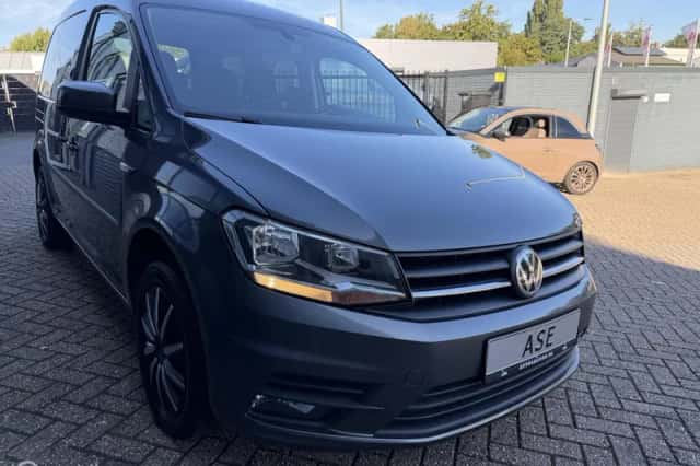 Volkswagen Caddy (2018) thumbnail 6