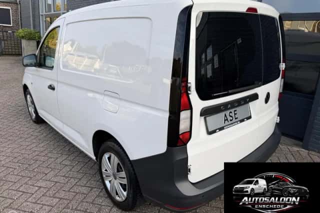 Volkswagen Caddy (2021) thumbnail 3