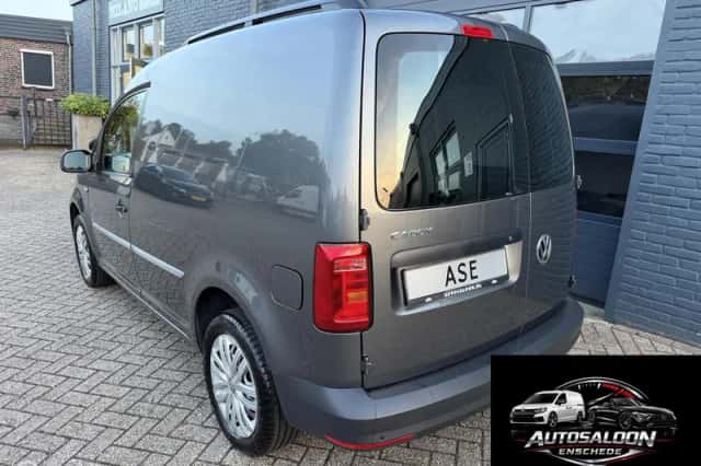 Volkswagen Caddy (2019) thumbnail 3
