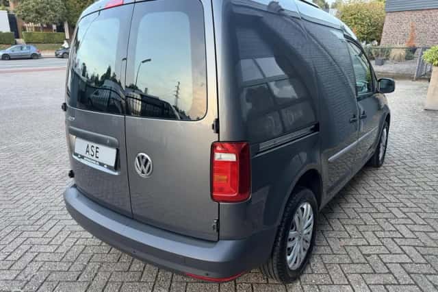 Volkswagen Caddy (2019) thumbnail 5