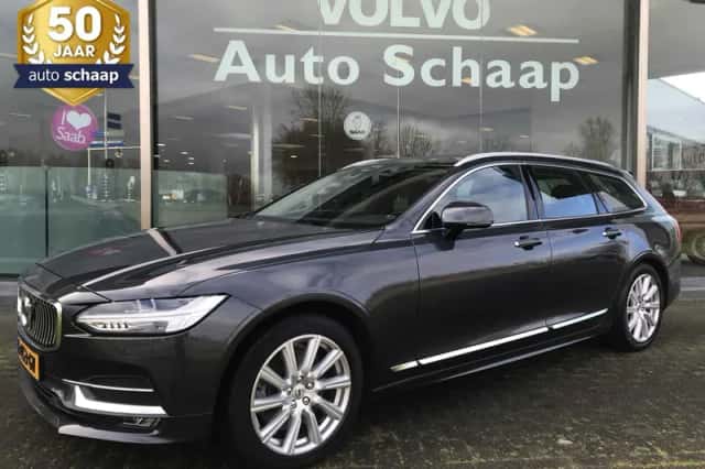 Volvo V90 (2021) thumbnail 1
