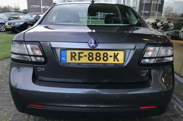 Saab 9-3 (2010) thumbnail 4