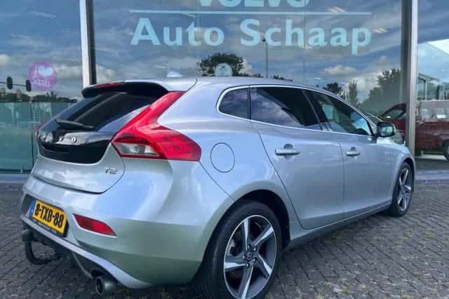 Volvo V40 (2014) thumbnail 5
