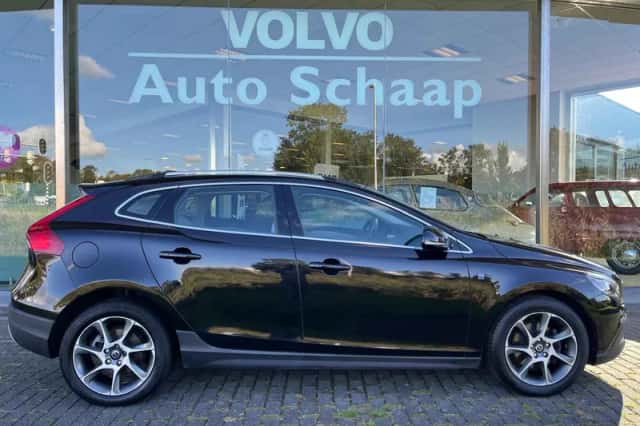 Volvo V40 Cross Country (2015) thumbnail 6
