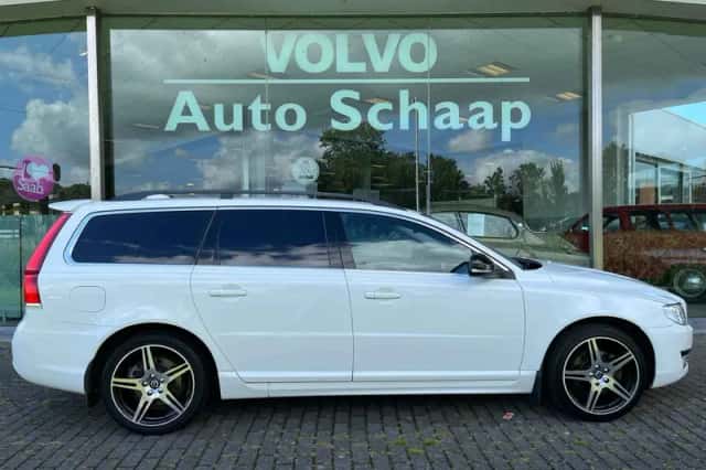 Volvo V70 (2015) thumbnail 6