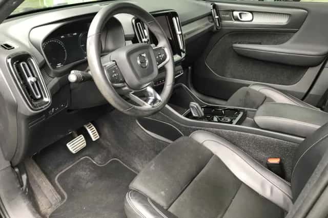 Volvo XC40 (2022) thumbnail 6