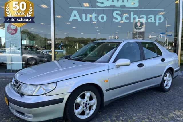 Saab 9-5 (1997) thumbnail 1