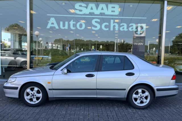 Saab 9-5 (1997) thumbnail 2
