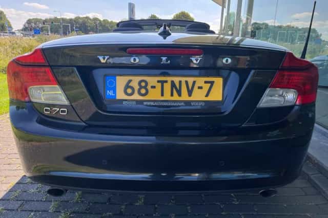 Volvo C70 (2011) thumbnail 5