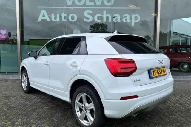 Audi Q2 (2018) thumbnail 3