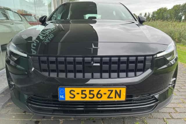 Polestar 2 (2023) thumbnail 4