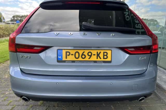 Volvo V90 (2018) thumbnail 5