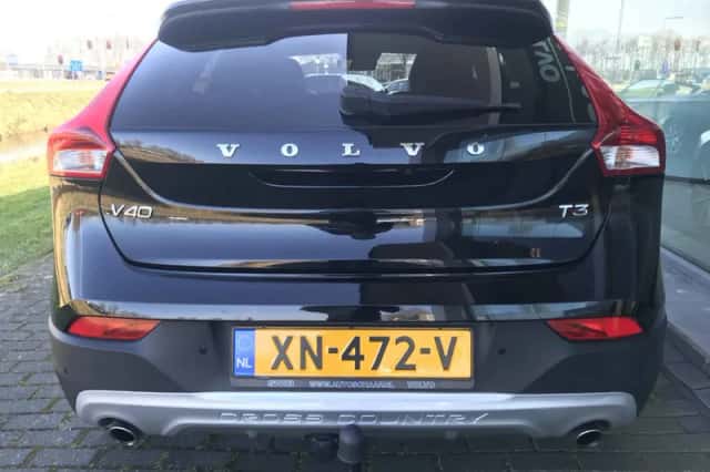 Volvo V40 Cross Country (2019) thumbnail 5
