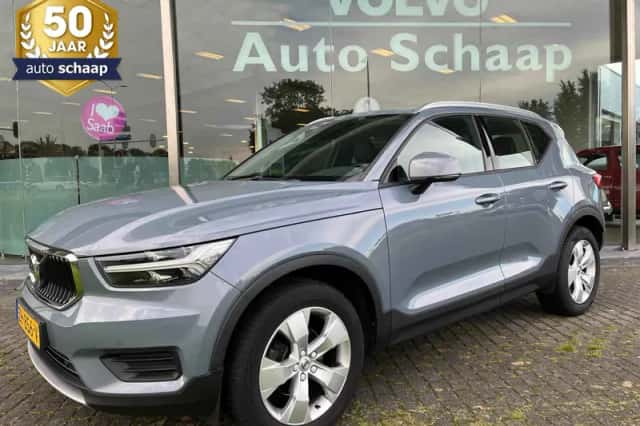Volvo XC40 (2019) thumbnail 1