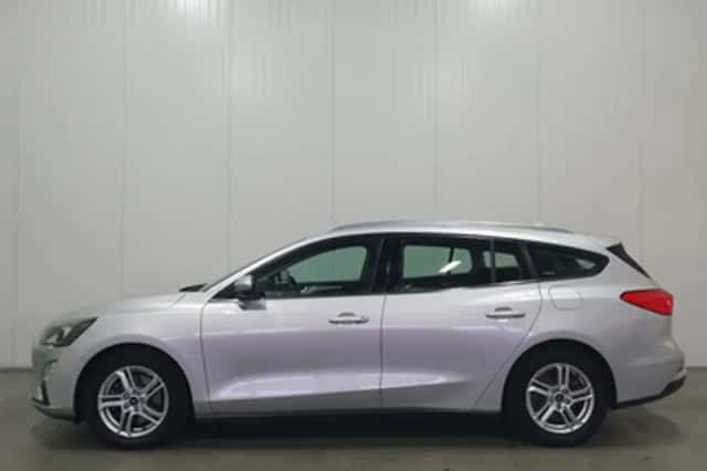 Ford Focus (2020) thumbnail 6