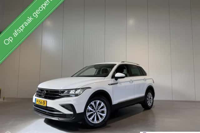 Volkswagen Tiguan (2022) thumbnail 1