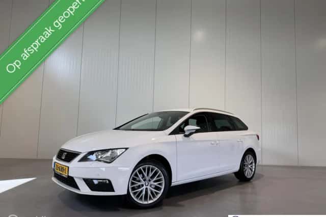 SEAT Leon (2019) thumbnail 1