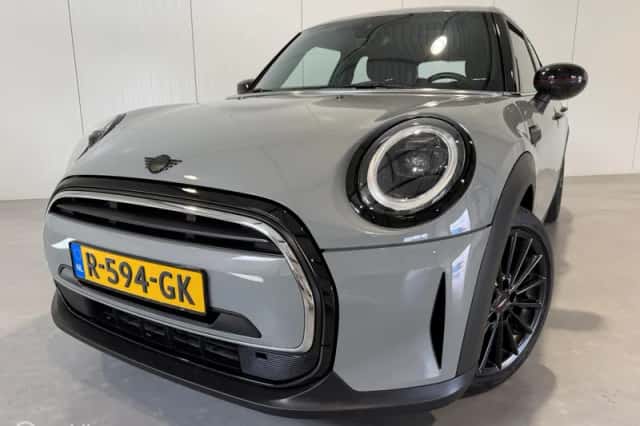 MINI John Cooper Works (2022) thumbnail 4