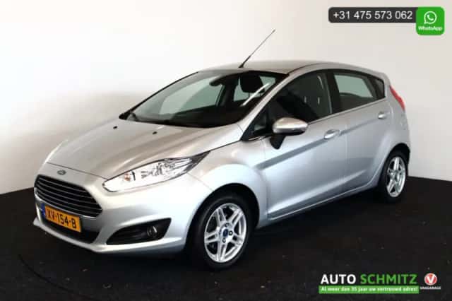 Ford Fiesta (2013) thumbnail 2