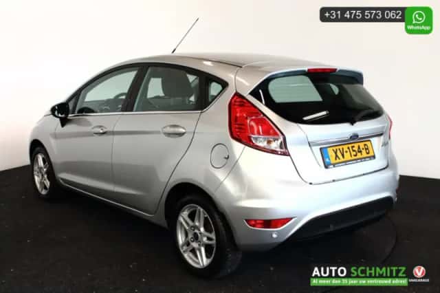 Ford Fiesta (2013) thumbnail 3