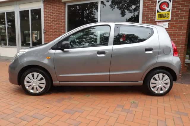 Suzuki Alto (2013) thumbnail 1