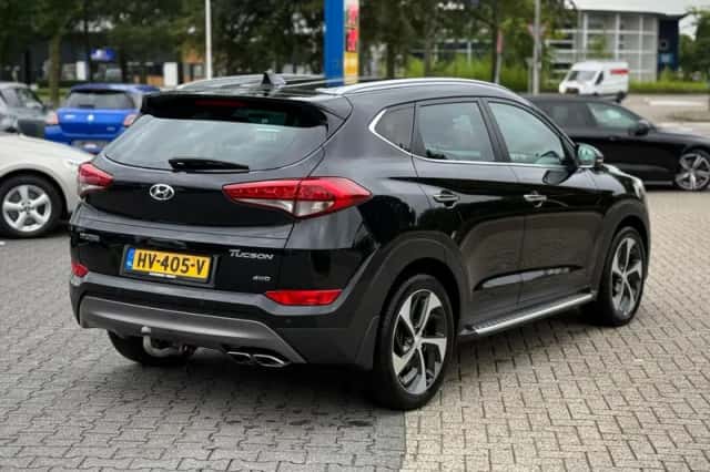 Hyundai Tucson (2016) thumbnail 5