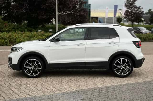 Volkswagen T-Cross (2019) thumbnail 2