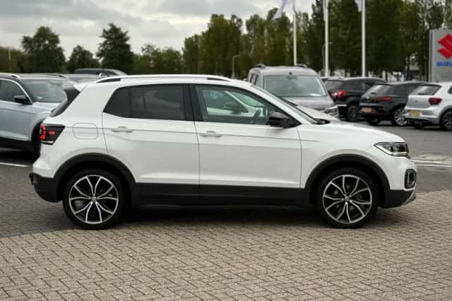 Volkswagen T-Cross (2019) thumbnail 6