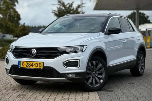 Volkswagen T-Roc (2020) thumbnail 1