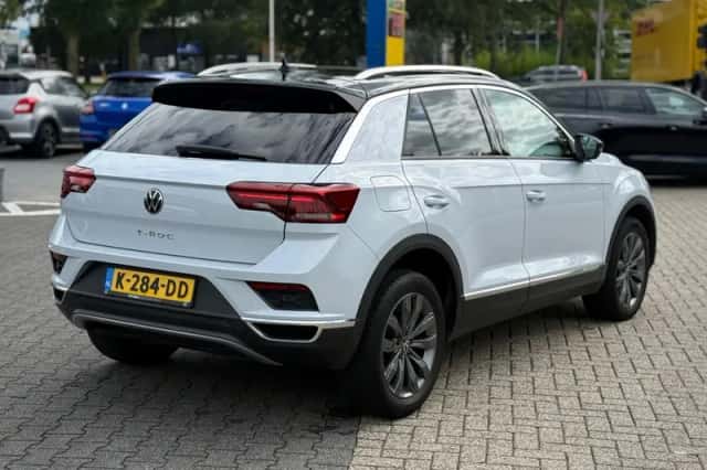 Volkswagen T-Roc (2020) thumbnail 5