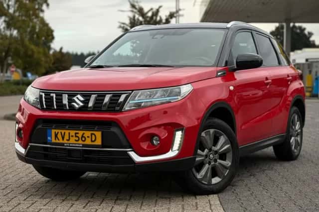 Suzuki Vitara (2023) thumbnail 1