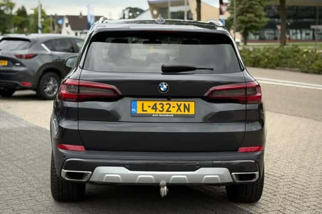 BMW X5 (2021) thumbnail 4