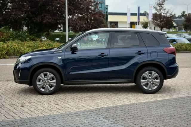 Suzuki Vitara (2025) thumbnail 2