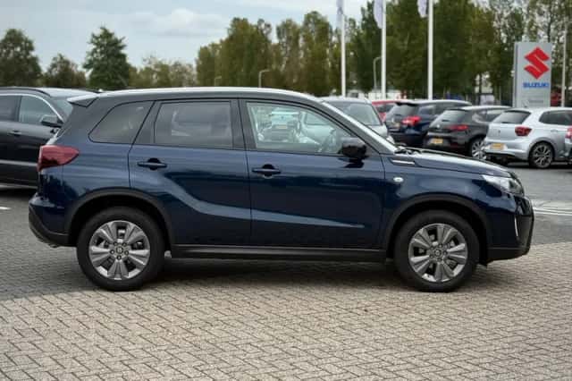Suzuki Vitara (2025) thumbnail 6