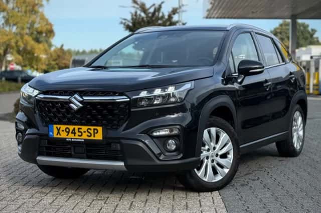 Suzuki S-Cross (2022) thumbnail 1